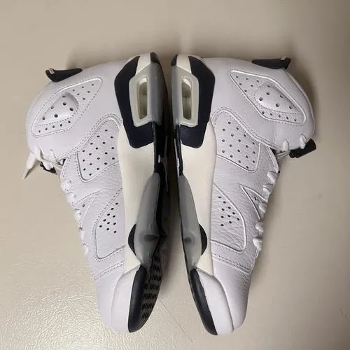 Air Jordan 6 Retro (GS) Big Kids' Shoes 384665-141 Size - 4.5Y