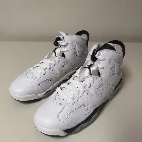 Air Jordan 6 Retro (GS) Big Kids' Shoes 384665-141 Size - 4.5Y