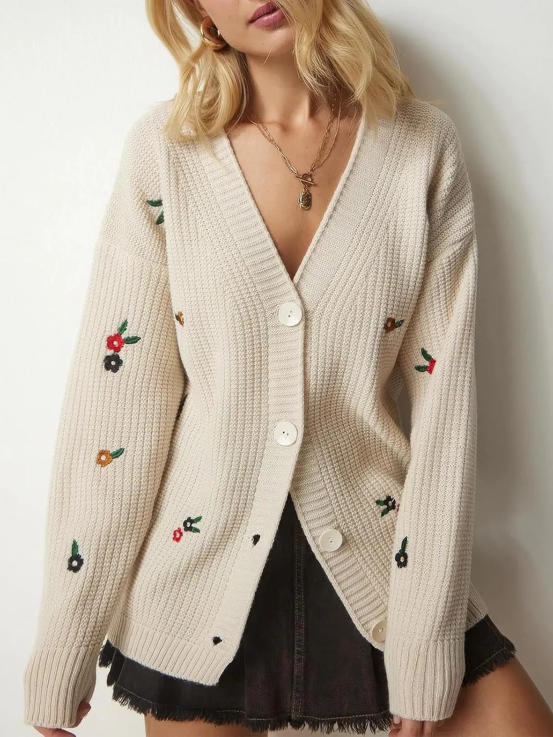 ebossy Women's Elegant Embroidery Flower Chunky Knit Cardigan Sweaters V Neck Button Down Slouchy Wool Blend Sweater Coats