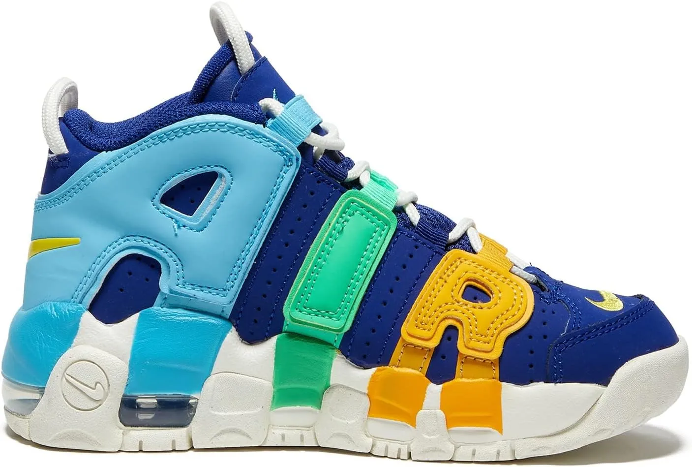 Nike boys Air More Uptempo (Big Kid)