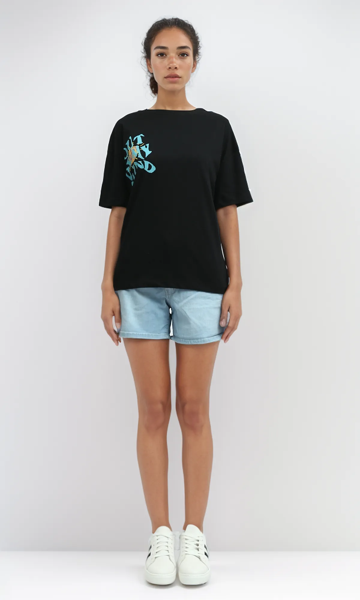 O198057 Regular Fit Black Tee With Front & Back Print