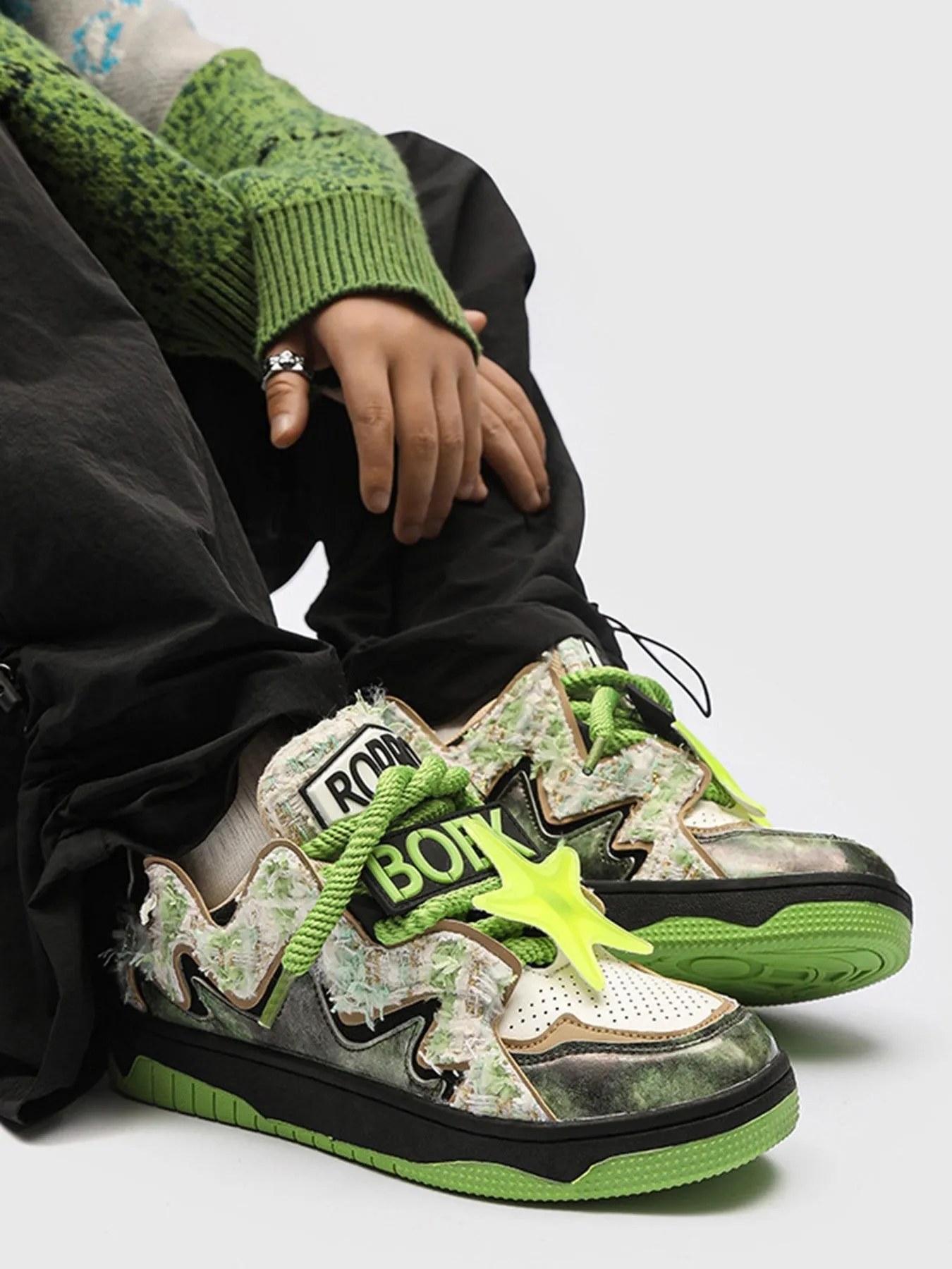 Sneakerhill Retro High Street Sneakers - 2011