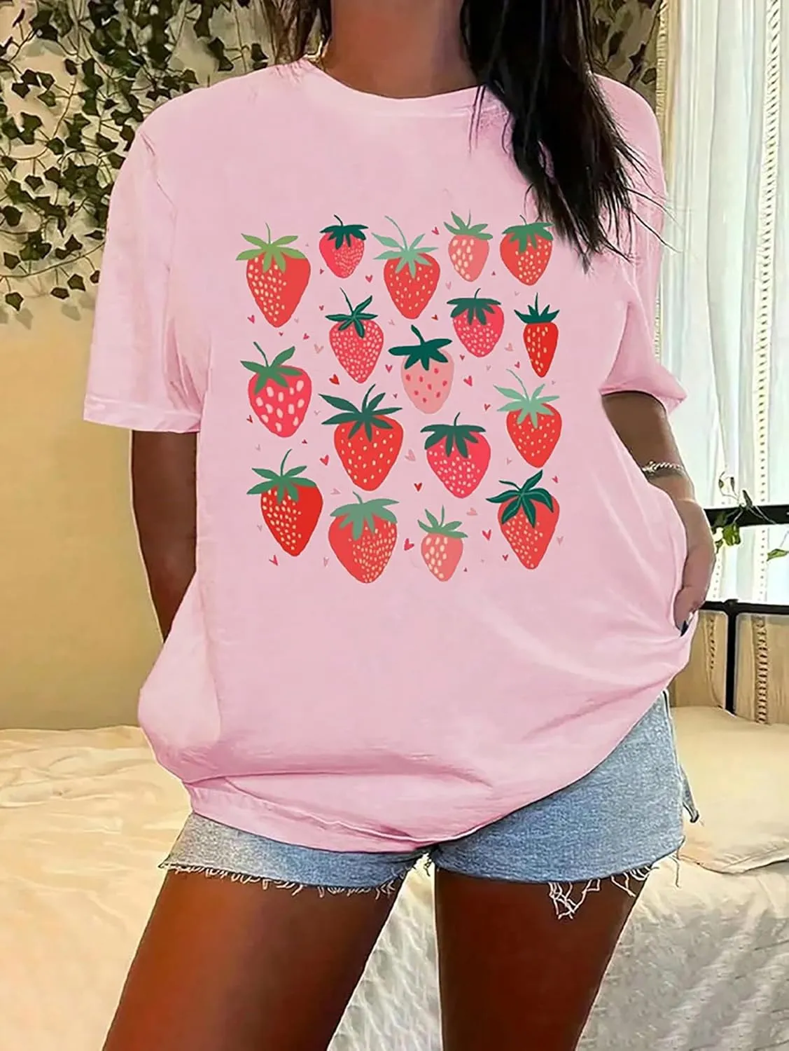 Womens Oversized T Shirts Strawberry Fruit Graphic Tees Summer Casual Loose Beach Vacation 2025 Clothes Tops