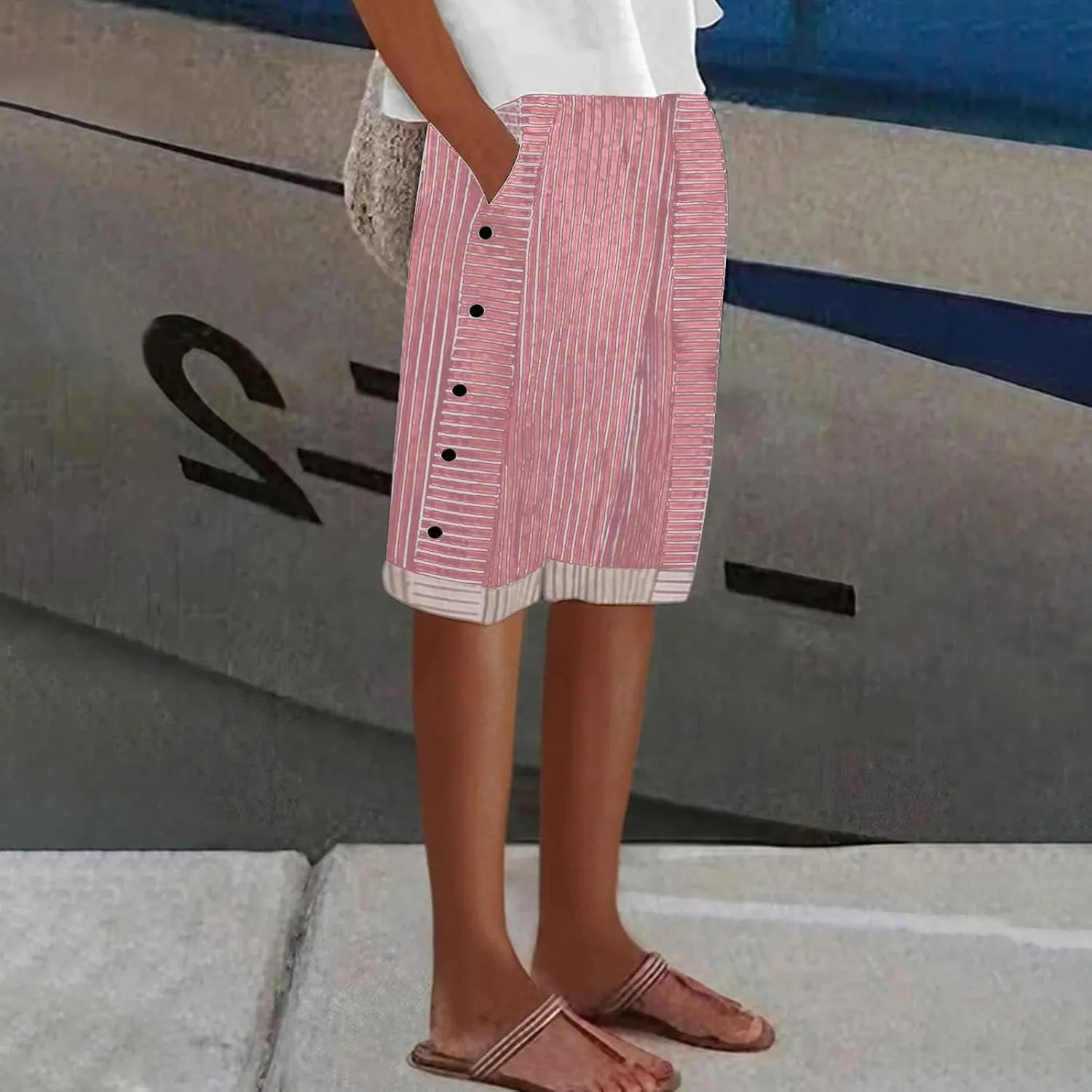 Women's Striped Linen Crop Pants Trendy Wide Leg Side Button Above Knee Fifth Trouser Summer Beach Flowy Casual Short