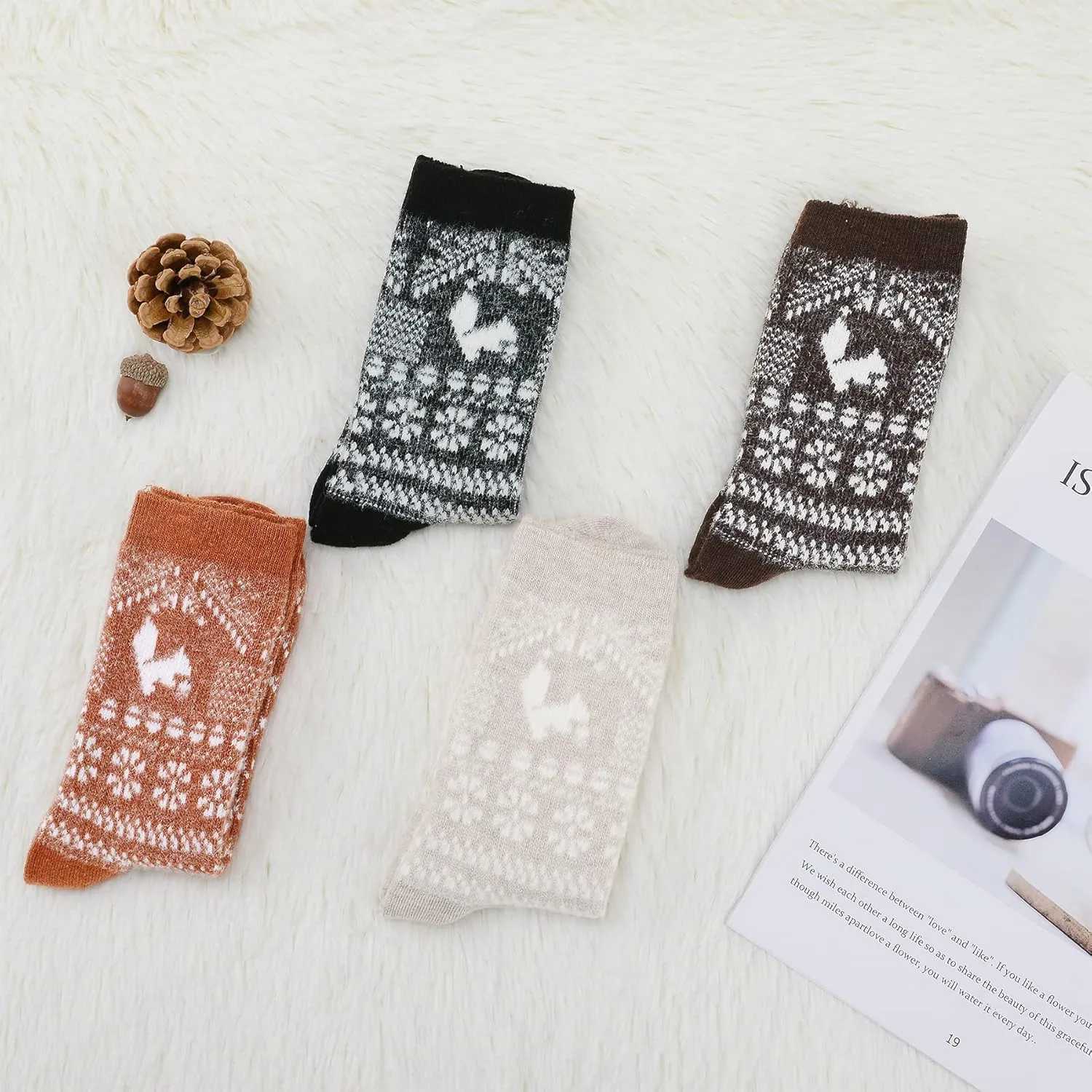 Zando Womens Wool Socks Winter Athletic Socks Crew Sock Warm Hiking Merino Wool Socks Soft Thick Mid Calf