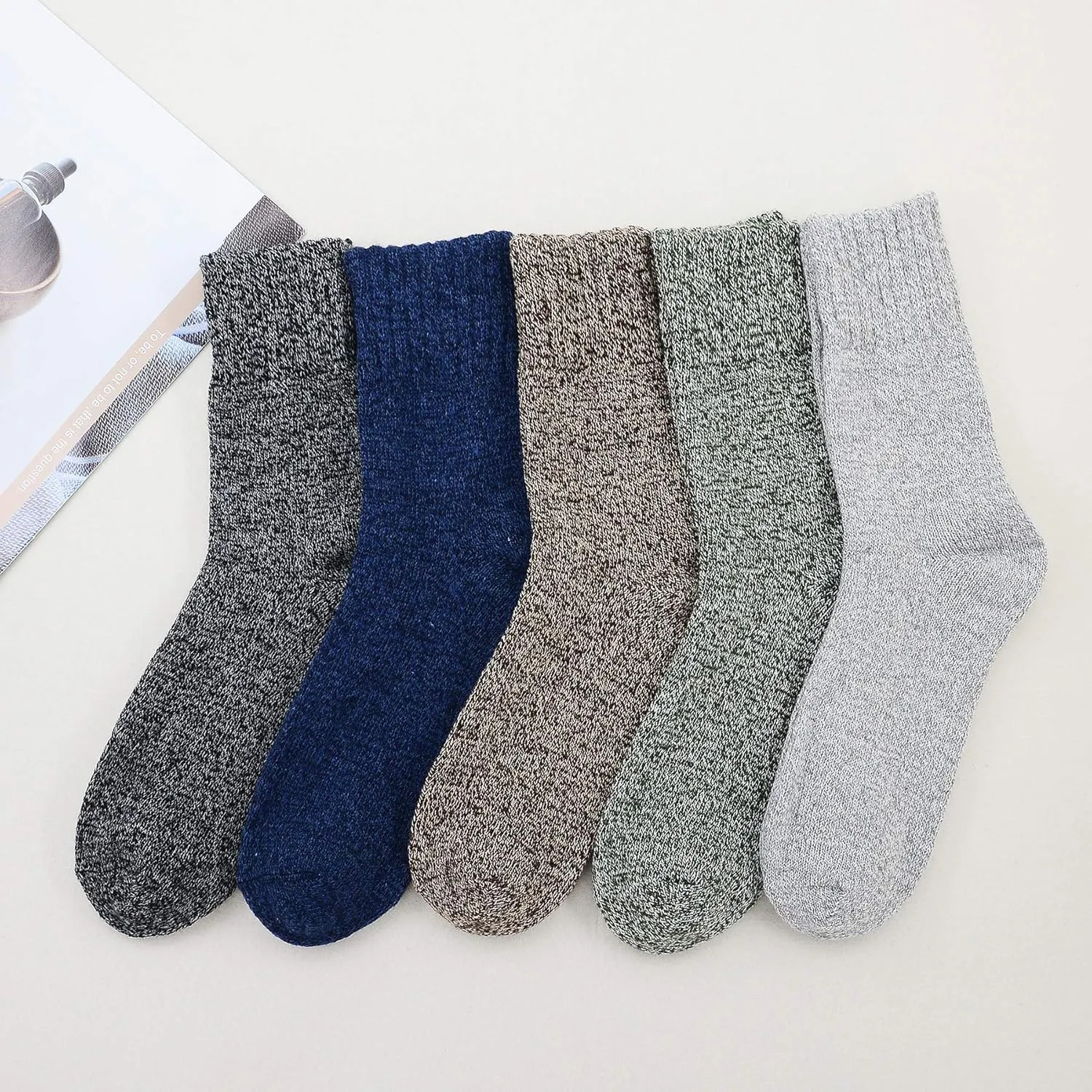 Zando Womens Wool Socks Winter Athletic Socks Crew Sock Warm Hiking Merino Wool Socks Soft Thick Mid Calf